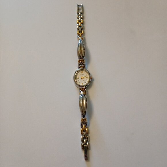 Vtg Caravelle By Bulova Two-Toned Bracelet Band Analog Quartz Watch Japan Movt - Picture 1 of 13